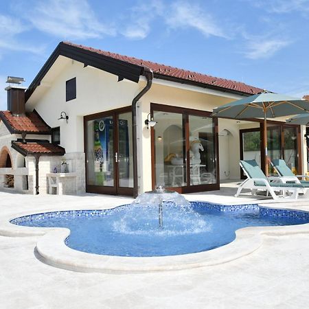 Villa Magic Sa Tilava Εξωτερικό φωτογραφία